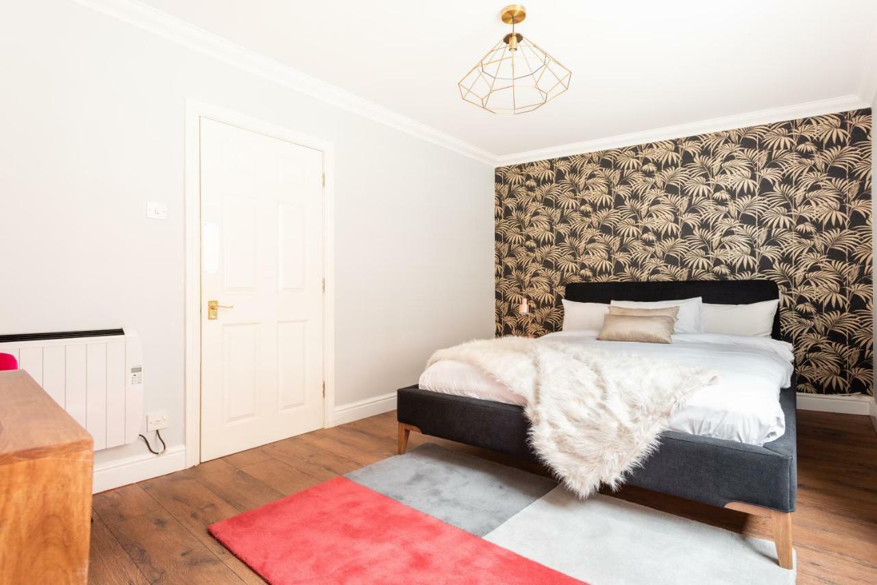 The Old Station House - Stylish & Central 2bdr *